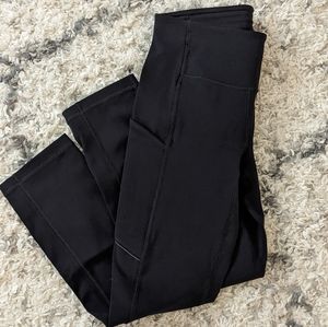 Lululemon black capri stretchy pants